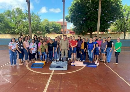 Governo Municipal promove treinamento obrigatório com o Corpo de Bombeiros Militar para profissionais da Rede Municipal de Ensino