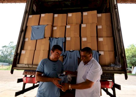 Dourados - Prefeitura vai entregar uniformes e kits escolares no primeiro dia de aula da Rede Municipal