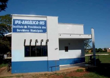 Ang&eacute;lica fica impedida de receber recursos e contratar empr&eacute;stimos federais