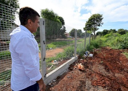 Marçal prepara lei que prevê recompensa para quem denunciar descarte irregular de lixo
