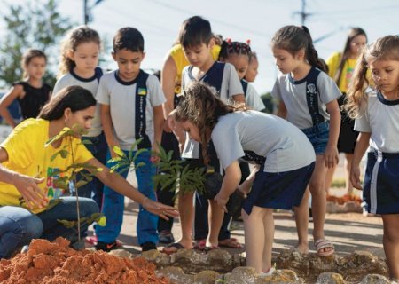 Sicredi firma acordo com Governo de MS para atuar com os Programas de Educação da Fundação Sicredi