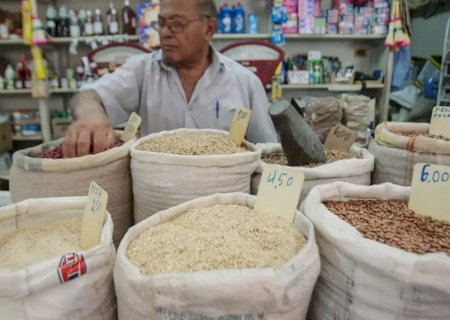 Mercado eleva previsão da inflação para 4,89% este ano
