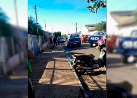 Homem ainda não identificado é assassinado morto com três tiros