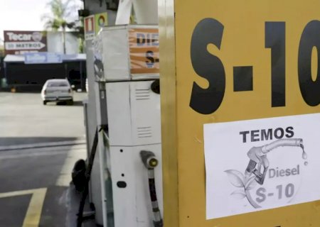 Petrobras ajusta preços do diesel para R$ 1,12