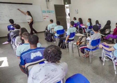 Pé-de-Meia paga hoje 5ª parcela a alunos nascidos em julho e agosto
