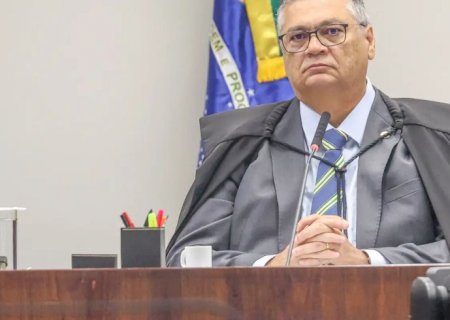Dino determina afastamento do presidente do TCE do Maranhão