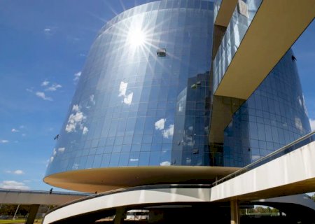 PGR é contra recurso de Bolsonaro para voltar a receber visitas