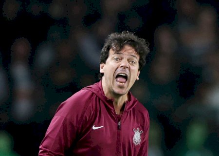 Diniz cita oscilação e desgaste para justificar derrota do Corinthians: "Tomamos gols evitáveis"