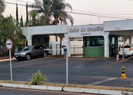 Moraes autoriza Bolsonaro a sair da prisão domiciliar para dentista