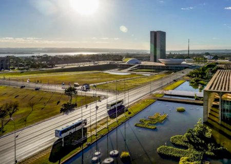 Brasil rebaixa relação com Argentina após novos insultos de Milei