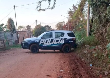 'Pesadelo' tenta tomar arma de policial e acaba baleado