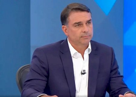 Flávio chama caso Dark Horse de “livro fechado' e evita detalhar acordo com Vorcaro