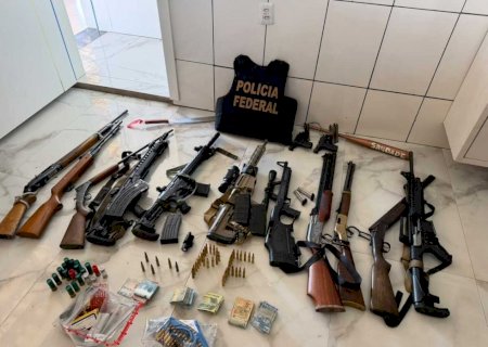 PF investiga suspeita de trabalho escravo e apreende 14 armas em fazenda de MS