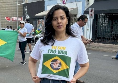 Justiça proíbe panfleto de candidata do PL que associa PT ao PCC e ao narcotráfico