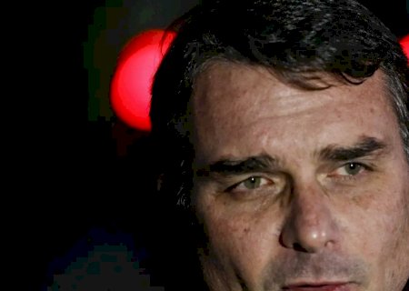 PF aponta cobranças de Flávio a Vorcaro por filme Dark Horse