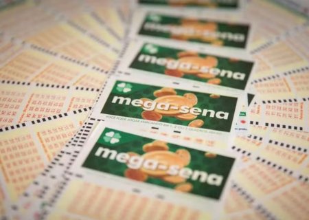 Mega-Sena pode pagar prêmio de R$ 102 milhões nesta quinta.