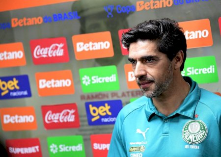 Abel Ferreira é denunciado no STJD por chutar microfone em Mirassol x Palmeiras