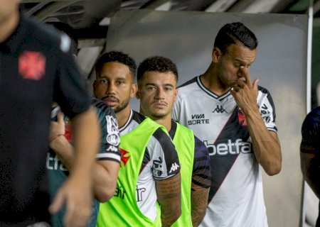 Souza defende Coutinho de críticas em acerto com Santos: "Milhões e milhões ficaram para o Vasco"