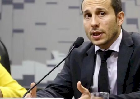"Verdade prevalecerá", diz número 2 da PF após afastamento de Andrei 