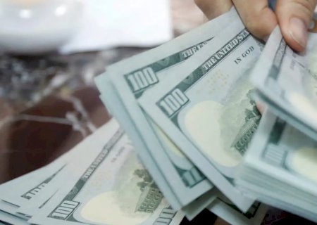 Dólar sobe 1,15% e fecha a R$ 5,09 em dia de cautela
