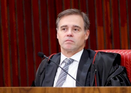TSE discute restringir propaganda eleitoral em grupos de WhatsApp na reta final da eleição
