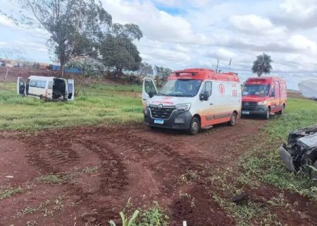PM mobiliza helicópteros para buscar motorista após acidente com van de pacientes