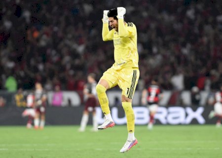 Rossi espera renovação no Flamengo e reflete sobre posição: "Convivemos com erros e temos de saber lidar"