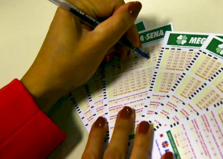 Mega-Sena acumula para R$ 82 milhões; confira os números sorteados