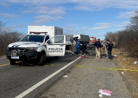 Tragédia na rodovia: van com pacientes oncológicos se envolve em acidente com seis mortes